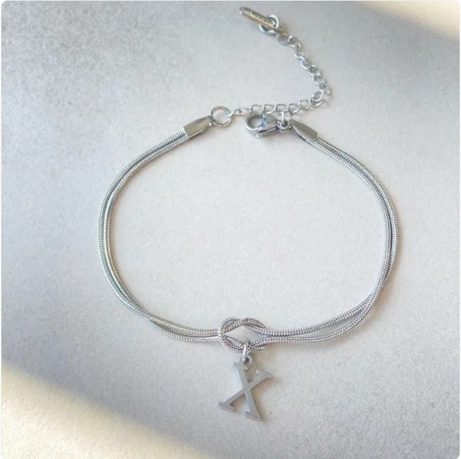 Pulseira Nó do Amor – Corrente de Cobra Dourada