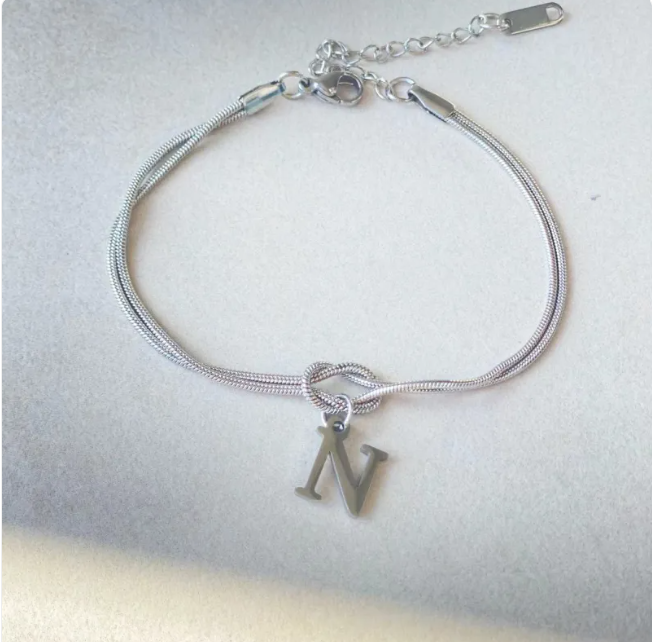 Pulseira Nó do Amor – Corrente de Cobra Dourada
