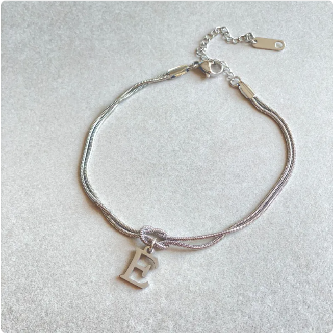 Pulseira Nó do Amor – Corrente de Cobra Dourada