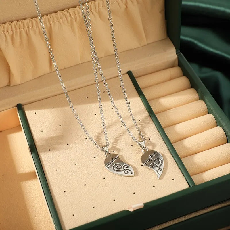 Pravelle Parents' Love Necklace