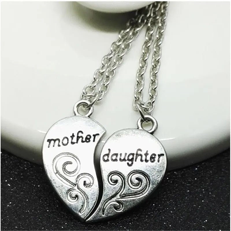 Pravelle Parents' Love Necklace