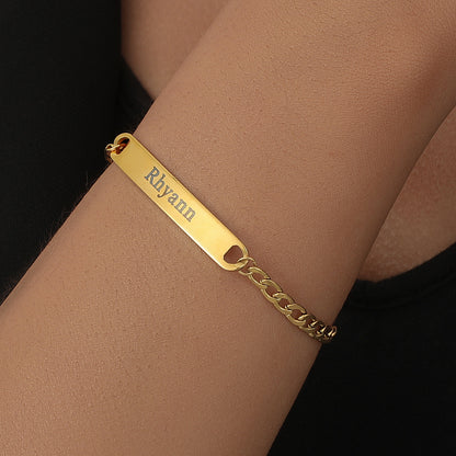 Pulseira de Nome Personalizado em Aço Inoxidável com Letras em Inglês