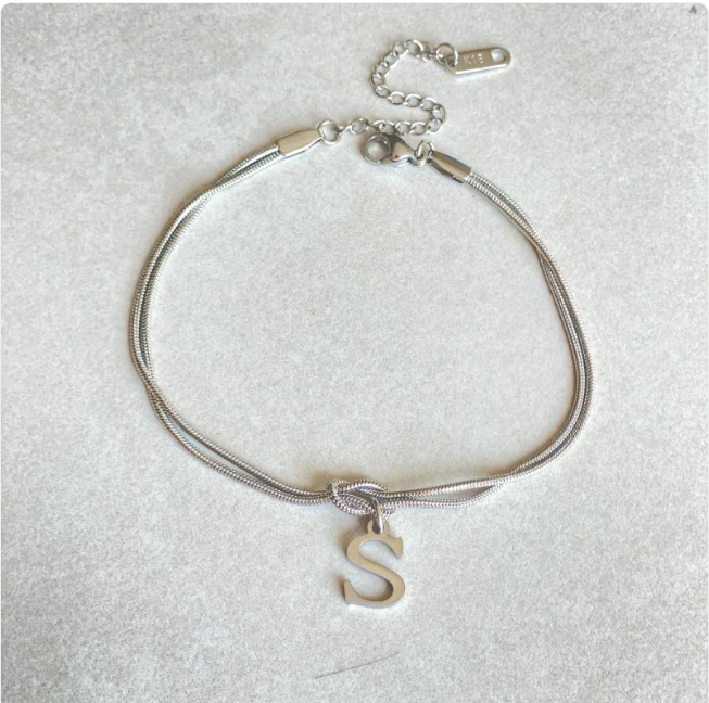 Pulseira Nó do Amor – Corrente de Cobra Dourada