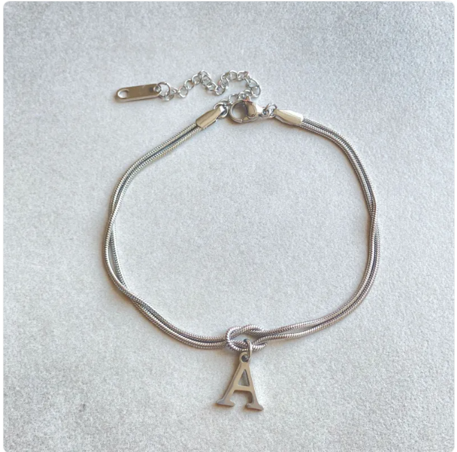 Pulseira Nó do Amor – Corrente de Cobra Dourada